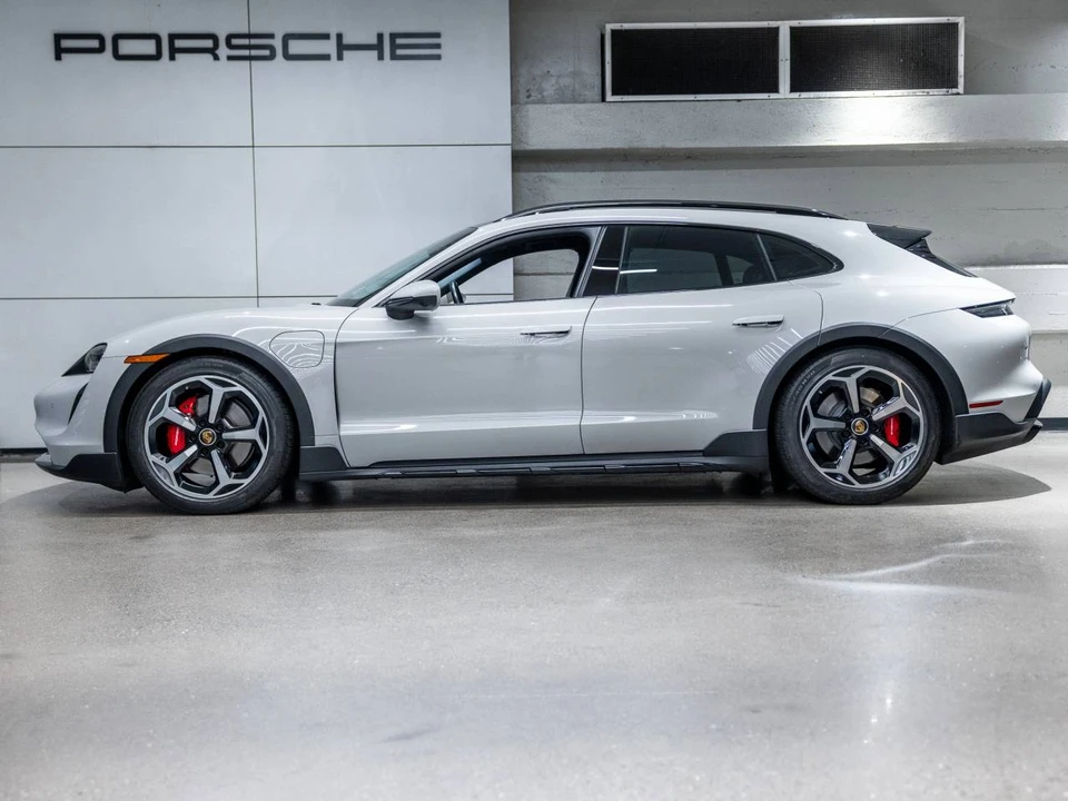2024 Porsche Taycan Cross Turismo - Image 2 of 4