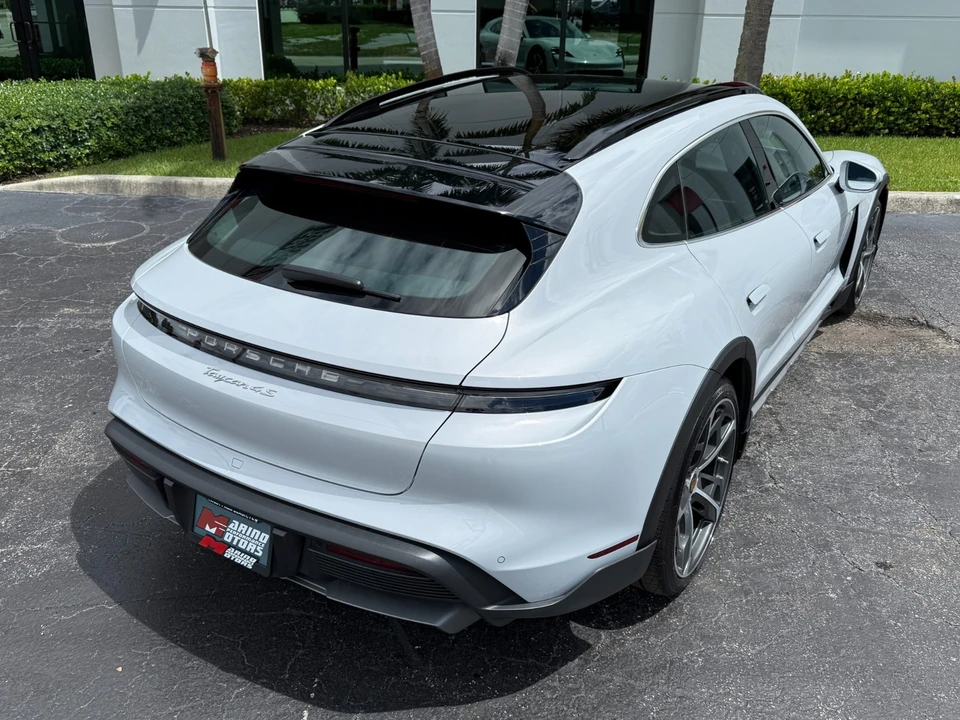 2024 Porsche Taycan 4S - Image 15 of 21