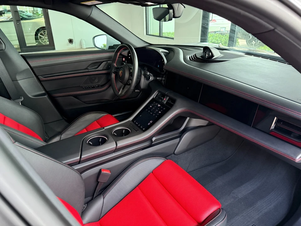 2024 Porsche Taycan 4S - Image 20 of 21