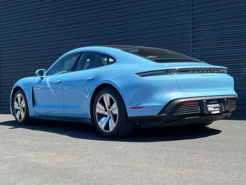 2024 Porsche Taycan 4S - Image 4 of 5
