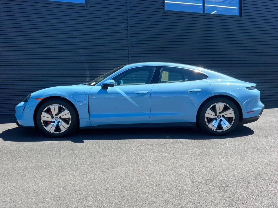 2024 Porsche Taycan 4S - Image 3 of 5