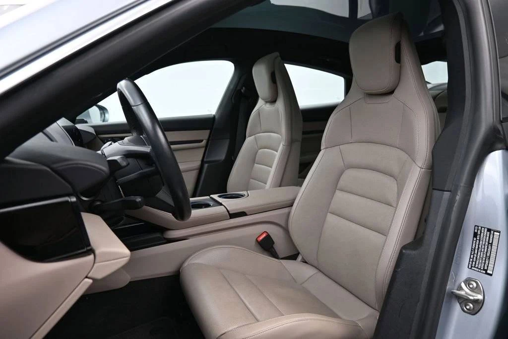 2024 Porsche Taycan 4S - Image 5 of 5