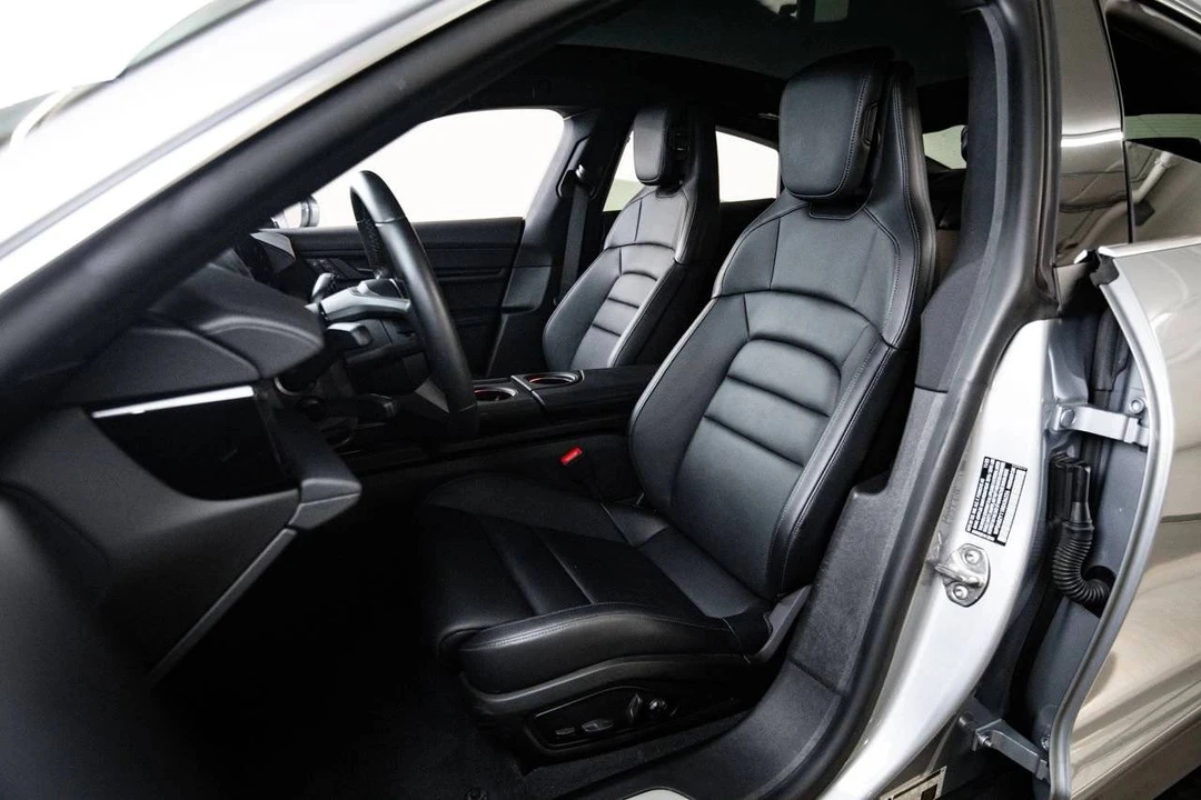 2024 Porsche Taycan 4S - Image 5 of 5