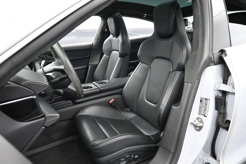 2024 Porsche Taycan 4S - Image 5 of 5