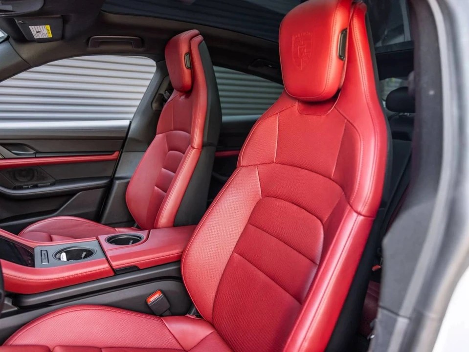 2024 Porsche Taycan 4S - Image 5 of 5