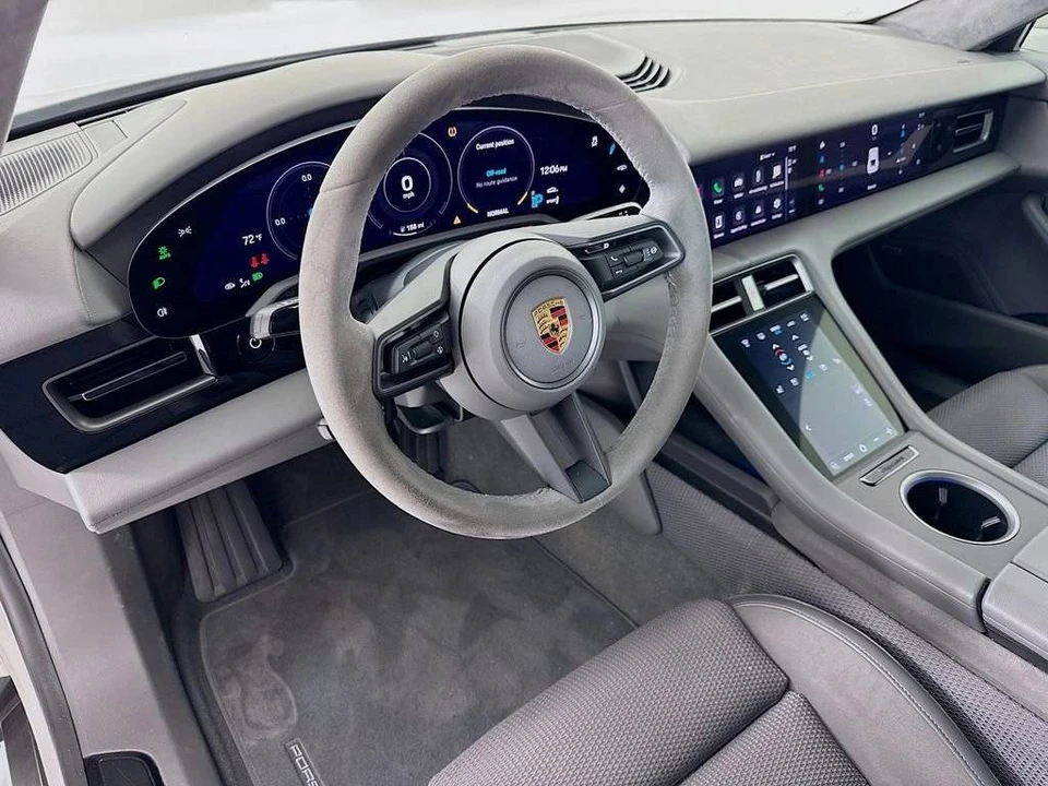 2024 Porsche Taycan 4S - Image 4 of 5