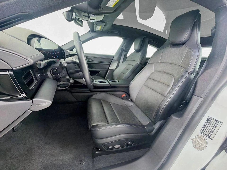 2024 Porsche Taycan 4S - Image 5 of 5