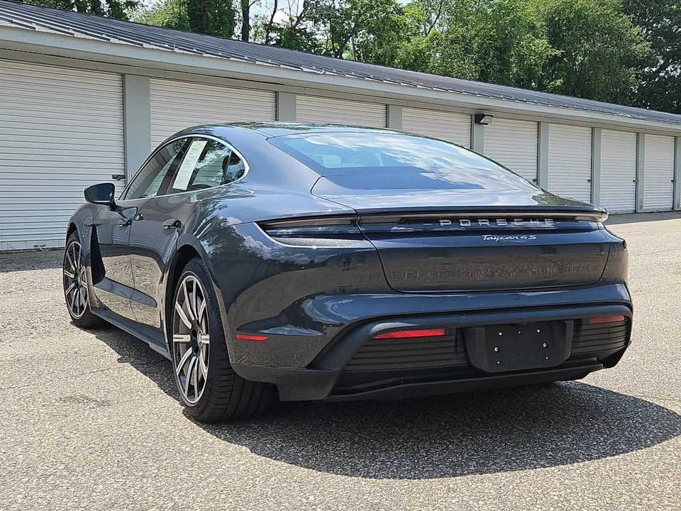 2024 Porsche Taycan 4S - Image 4 of 5