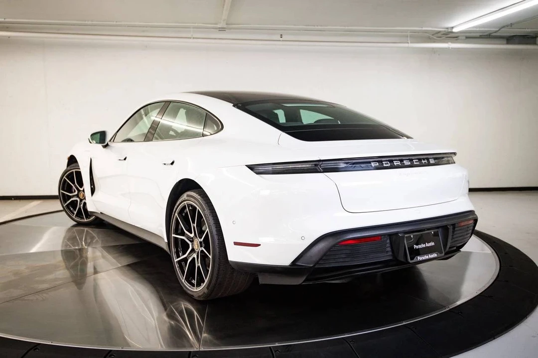2024 Porsche Taycan 4S - Image 3 of 5