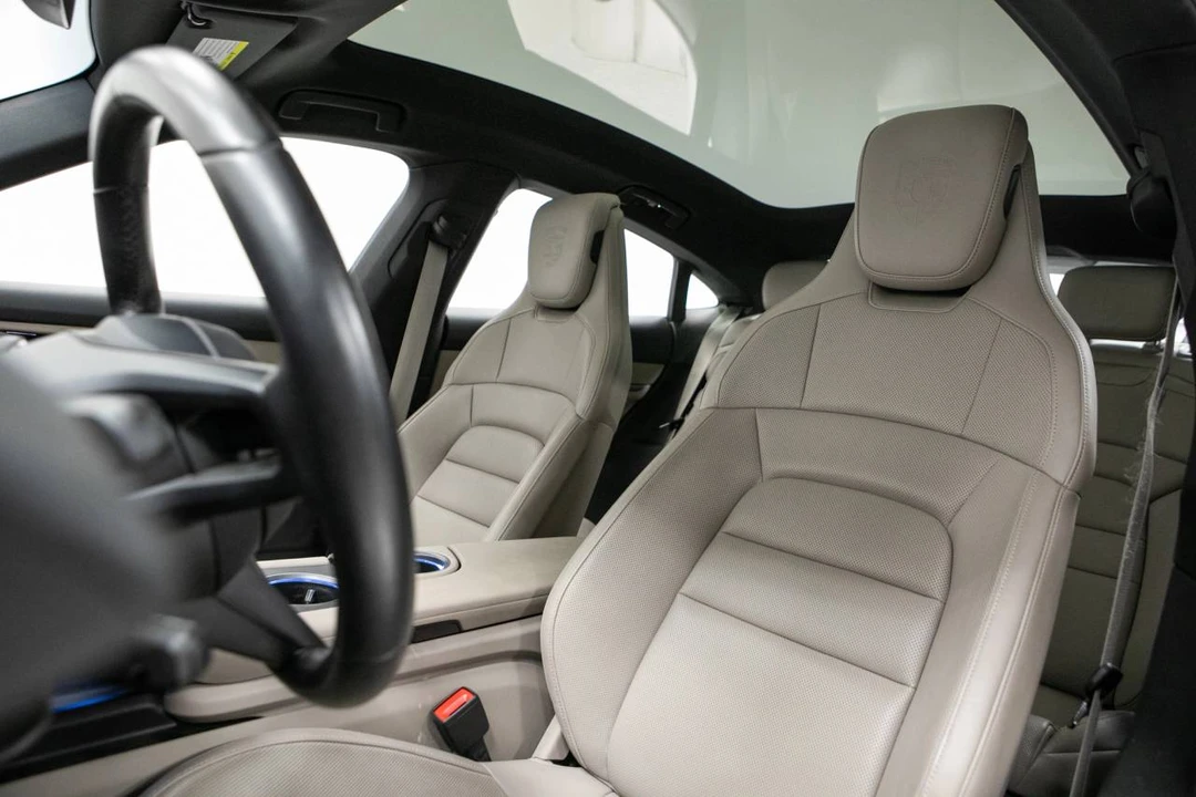 2024 Porsche Taycan 4S - Image 5 of 5