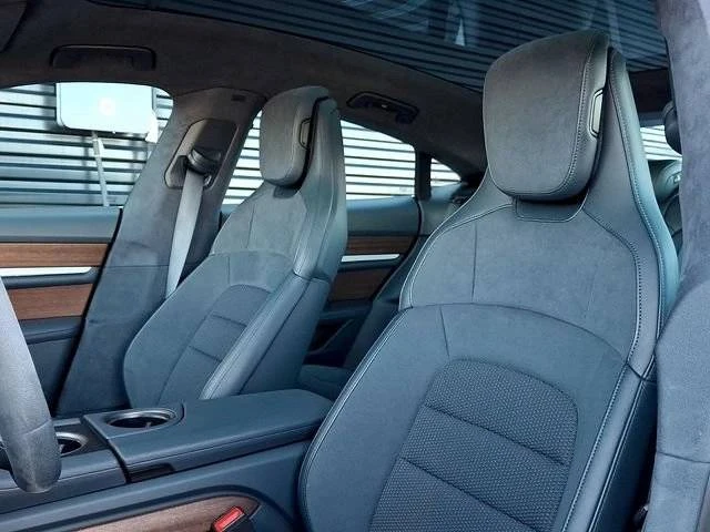 2024 Porsche Taycan 4S - Image 5 of 5