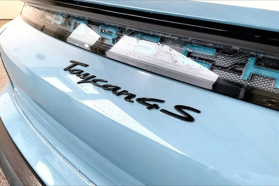 2024 Porsche Taycan 4S - Image 19 of 19