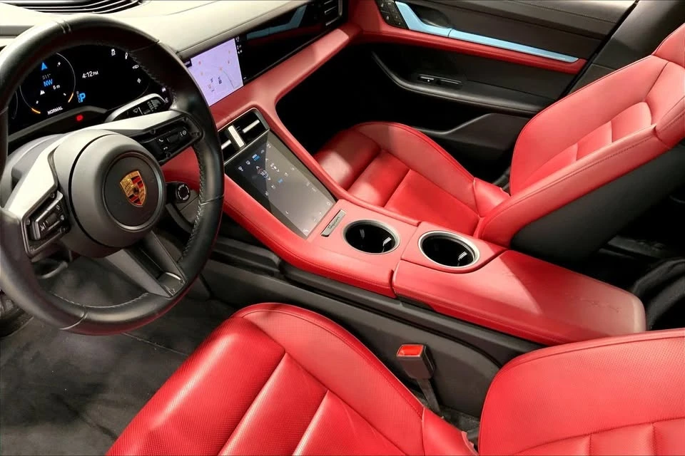 2024 Porsche Taycan 4S - Image 10 of 11