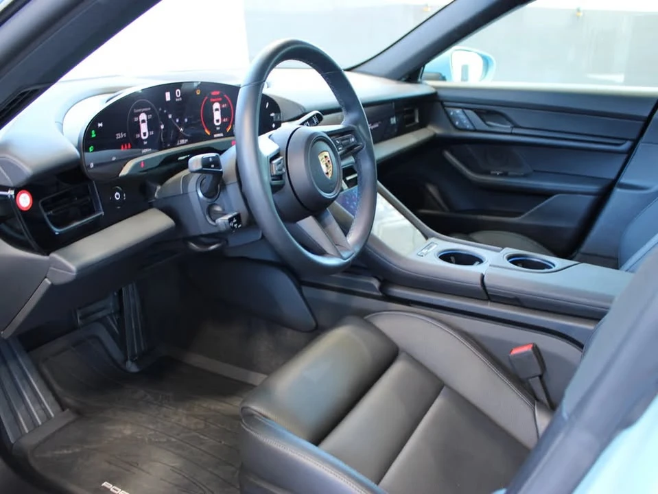 2024 Porsche Taycan 4S - Image 9 of 15