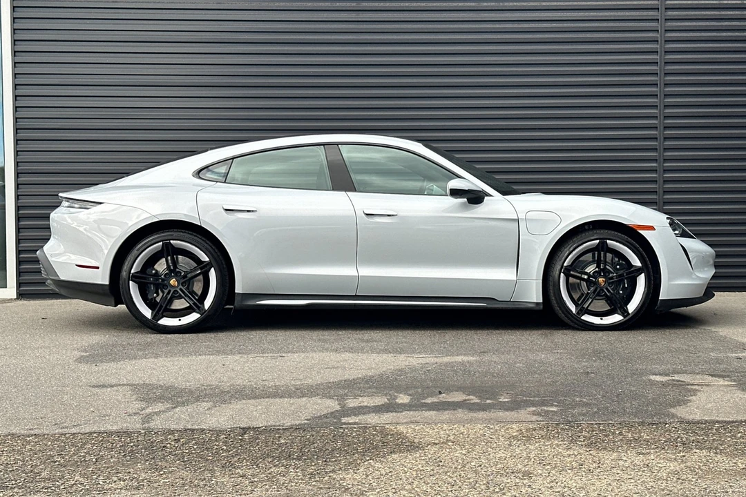 2024 Porsche Taycan 4S - Image 9 of 21