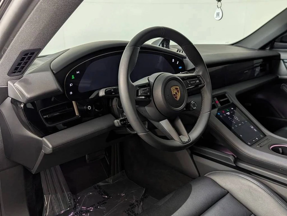 2024 Porsche Taycan 4S - Image 4 of 4