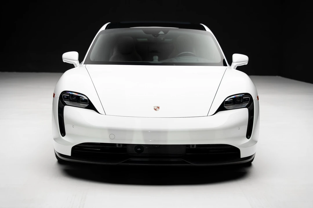2024 Porsche Taycan 4S - Image 7 of 12