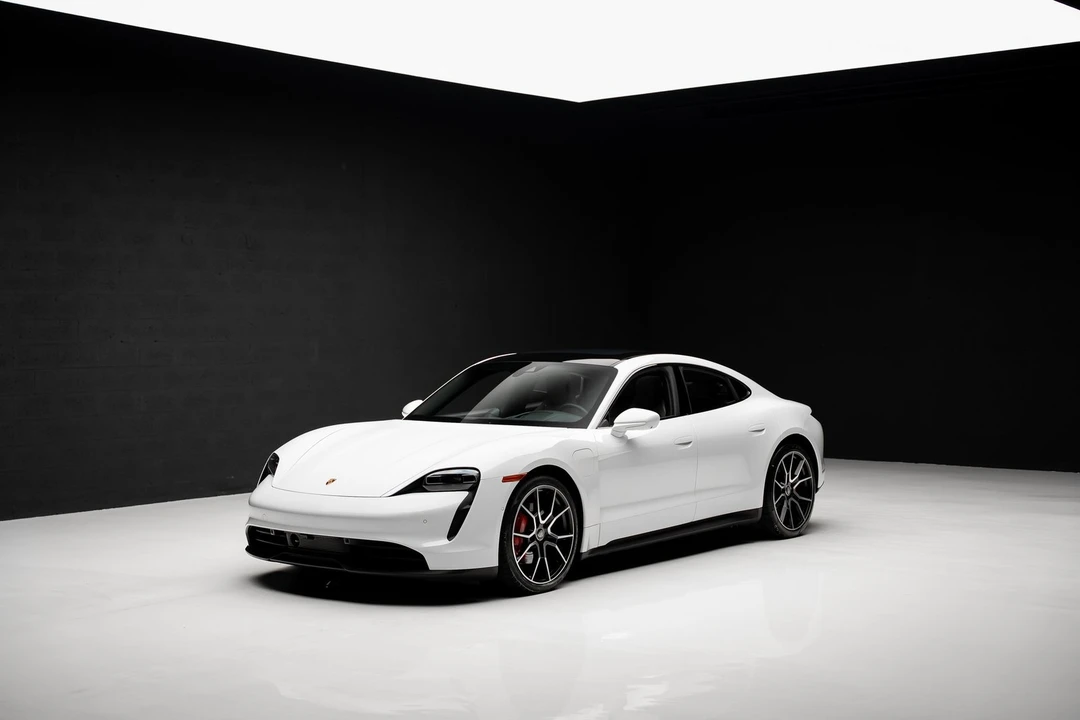 2024 Porsche Taycan 4S - Image 4 of 12
