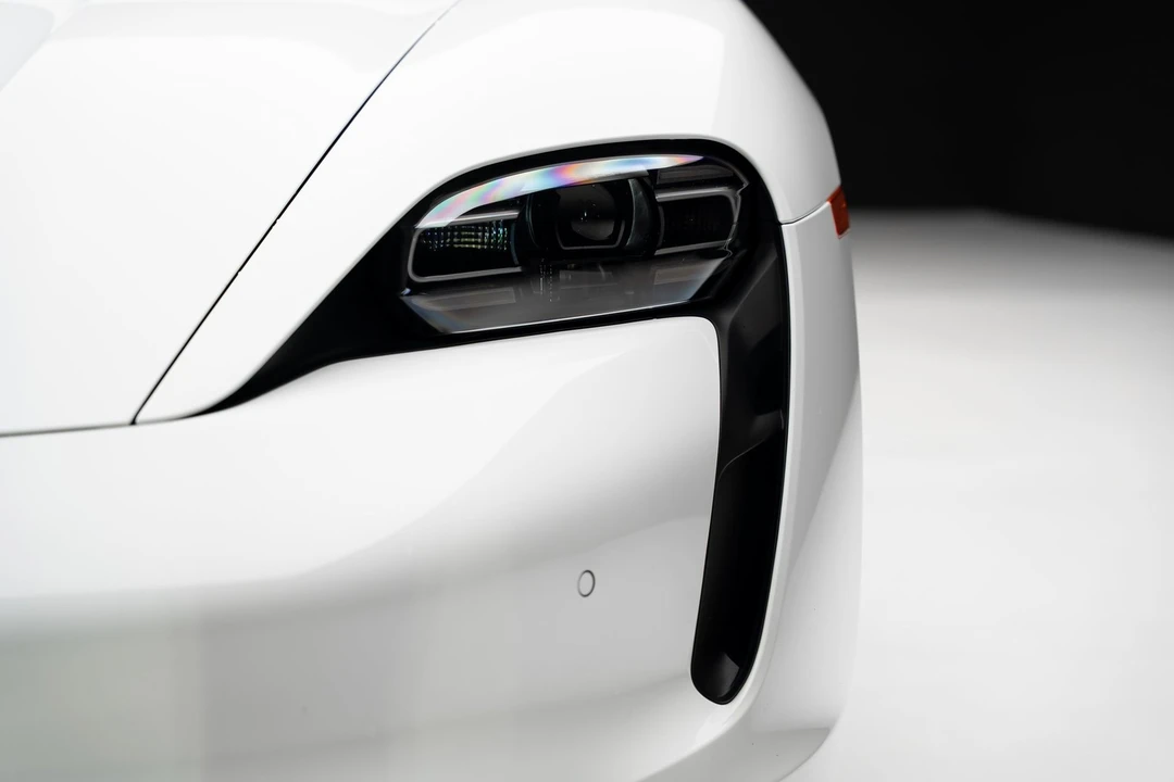 2024 Porsche Taycan 4S - Image 10 of 12
