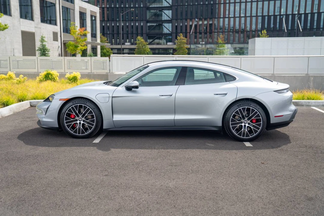 2024 Porsche Taycan 4S - Image 2 of 4
