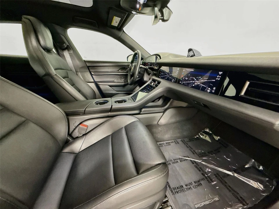 2024 Porsche Taycan 4S - Image 25 of 31