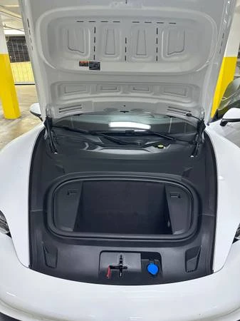 2024 Porsche Taycan - Image 11 of 11