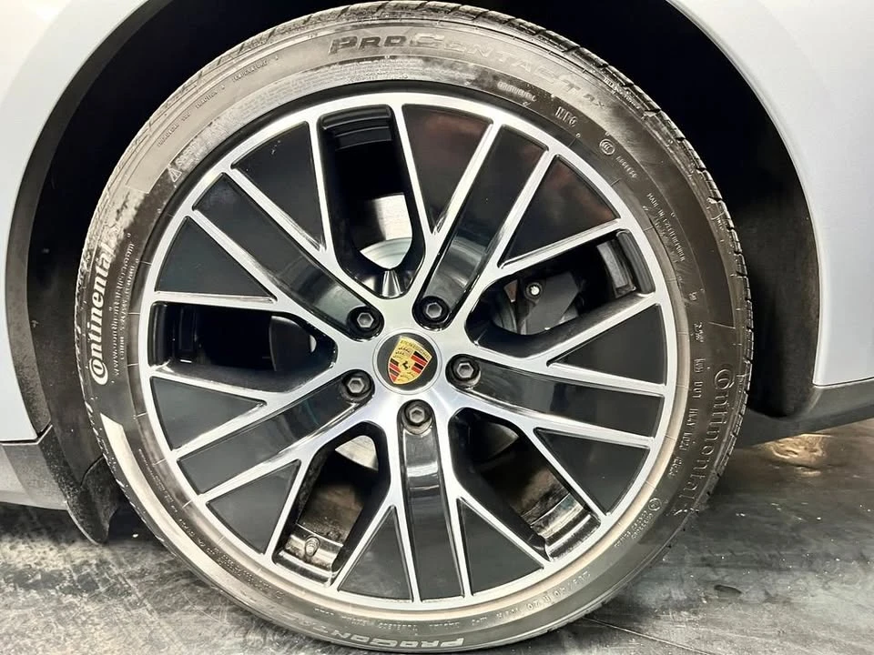 2024 Porsche Taycan - Image 16 of 16