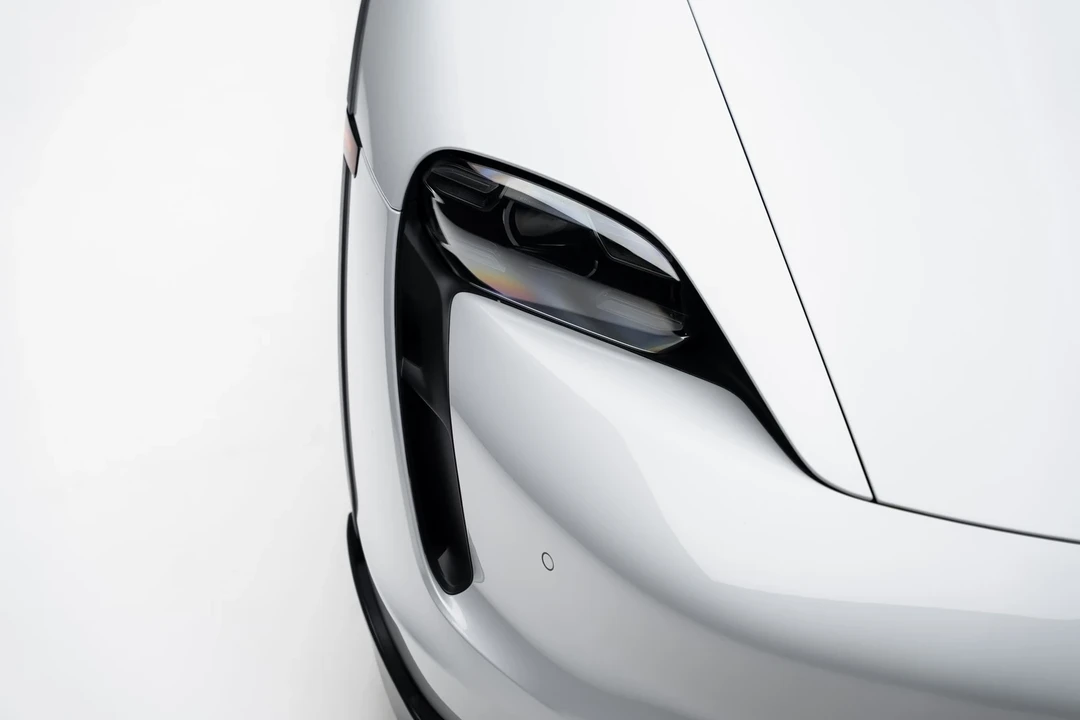 2024 Porsche Taycan Turbo - Image 10 of 12