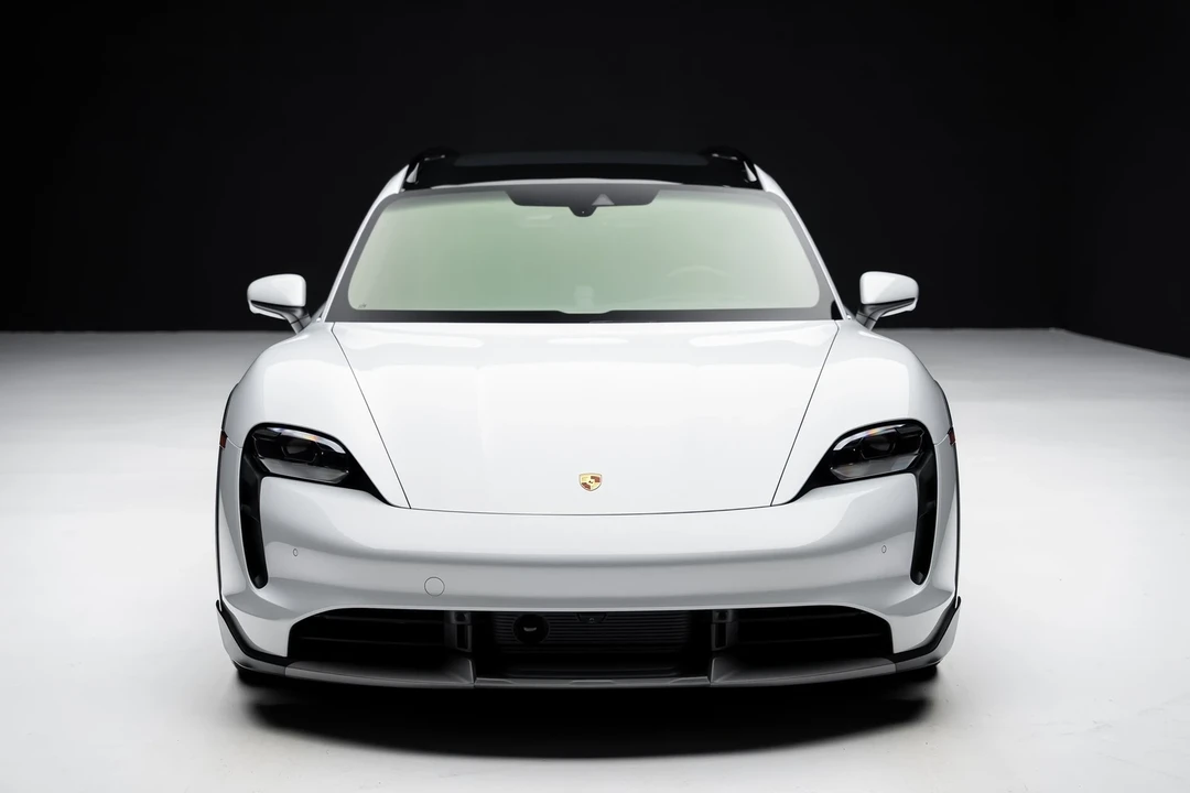 2024 Porsche Taycan Turbo - Image 6 of 12