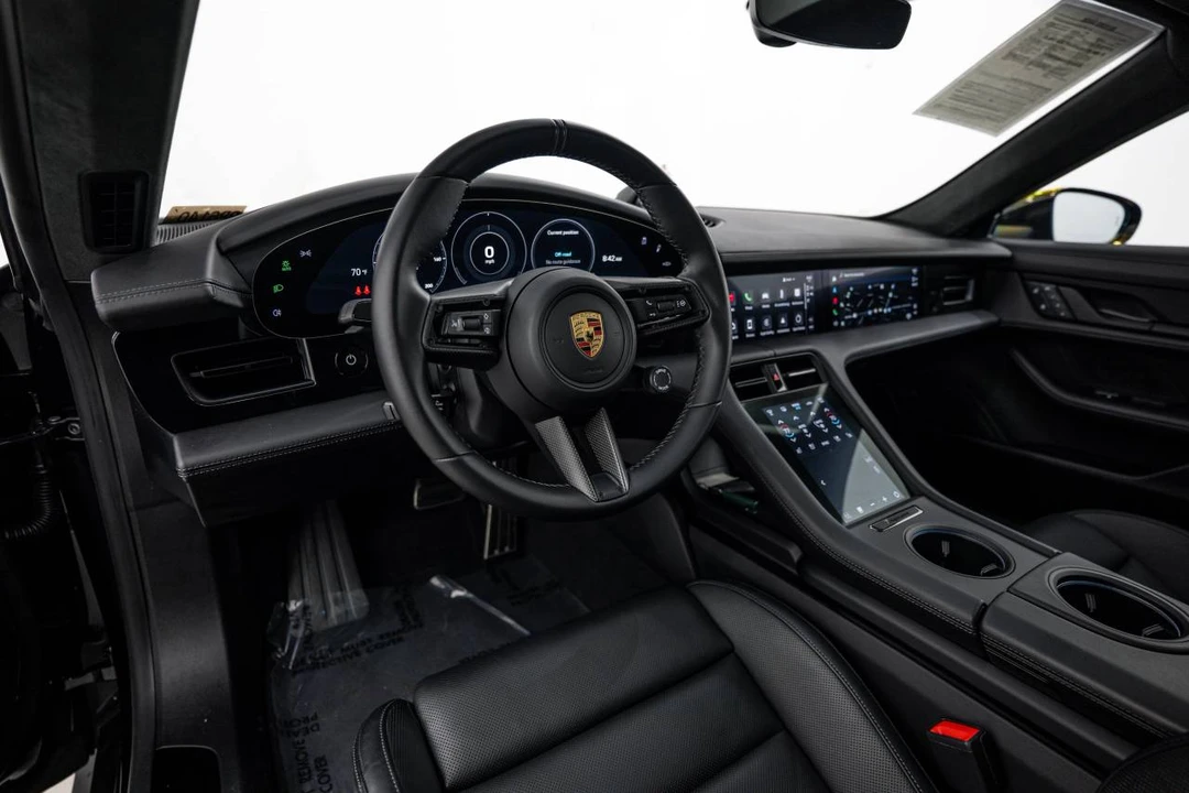 2024 Porsche Taycan GTS - Image 5 of 5