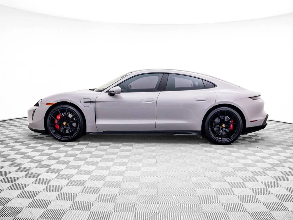 2024 Porsche Taycan GTS - Image 2 of 5