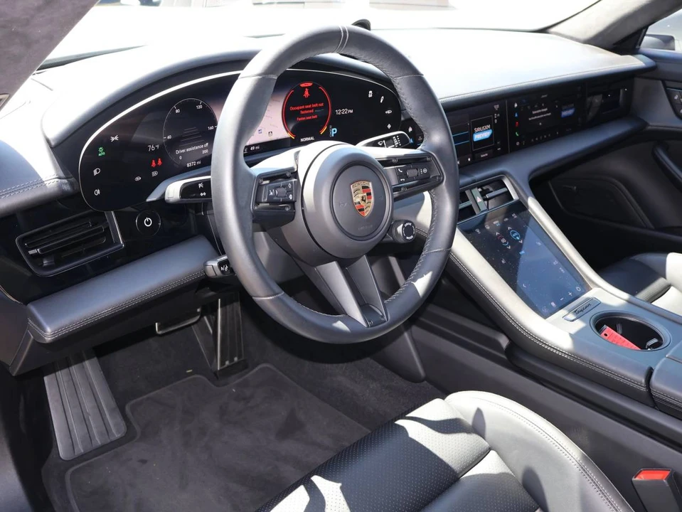 2024 Porsche Taycan GTS - Image 4 of 5