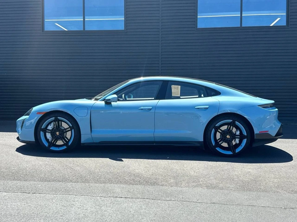 2024 Porsche Taycan GTS - Image 3 of 5