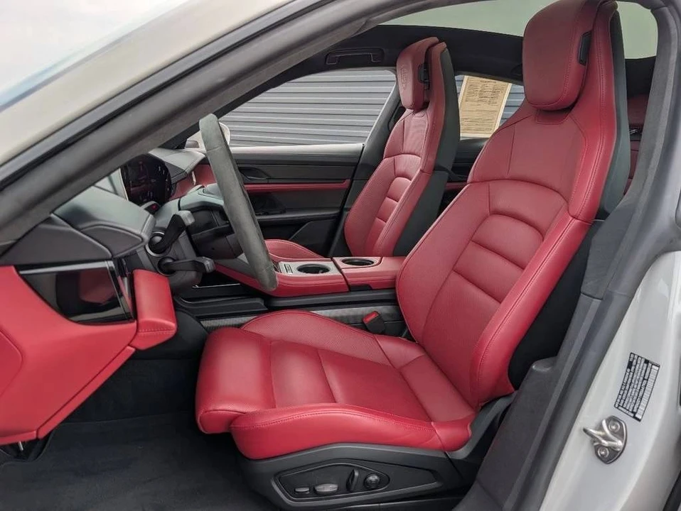 2024 Porsche Taycan GTS - Image 5 of 5