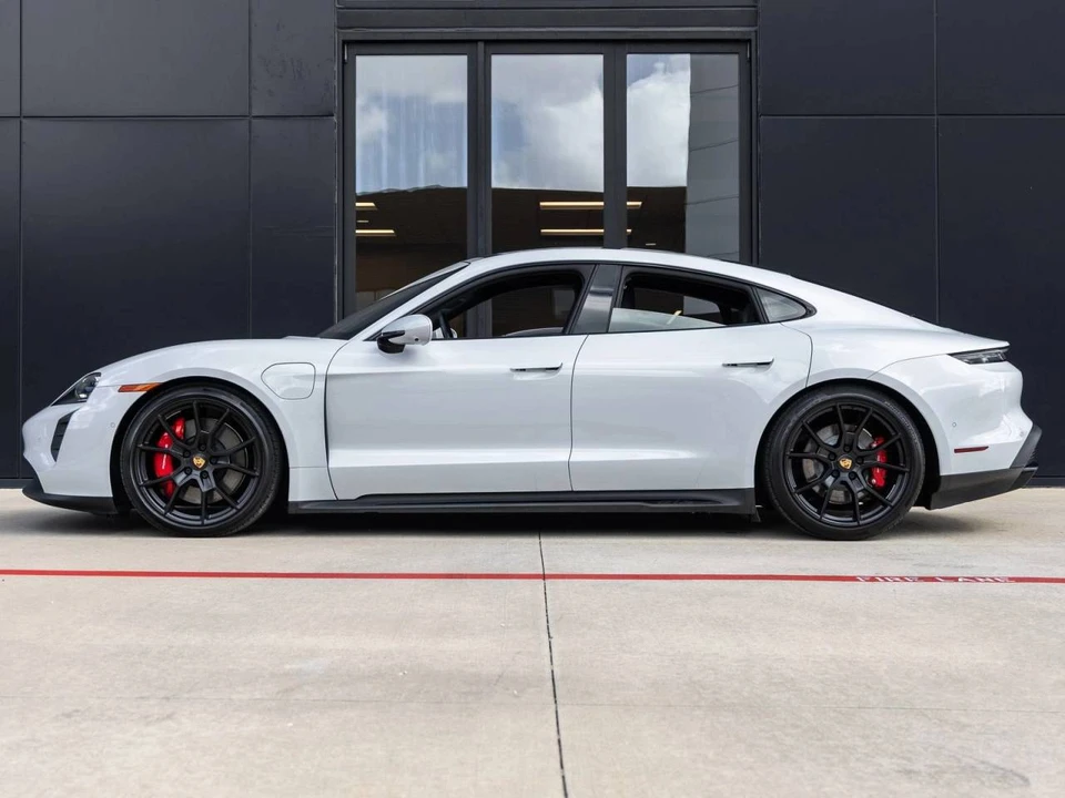 2024 Porsche Taycan GTS - Image 2 of 5