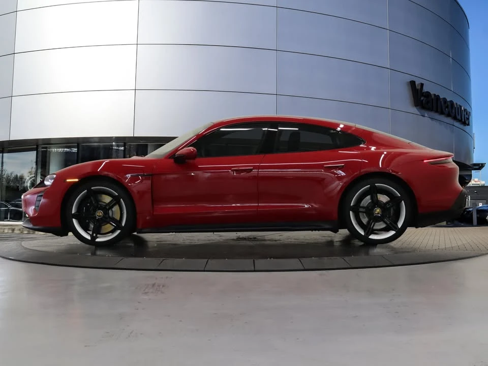 2024 Porsche Taycan GTS - Image 10 of 20