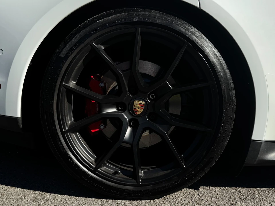 2024 Porsche Taycan GTS - Image 10 of 12