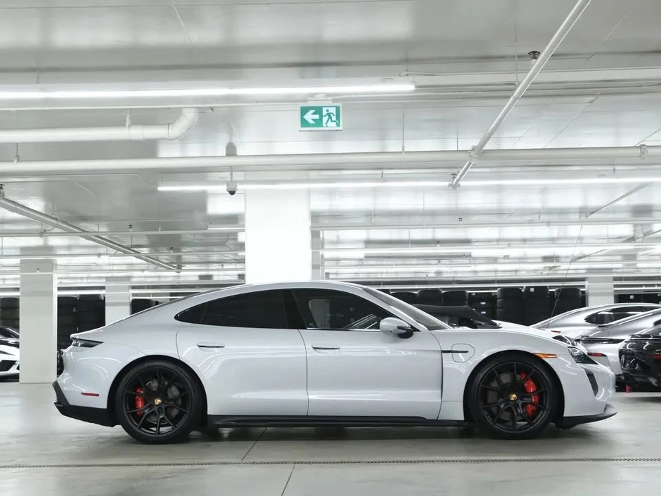 2024 Porsche Taycan GTS - Image 2 of 5