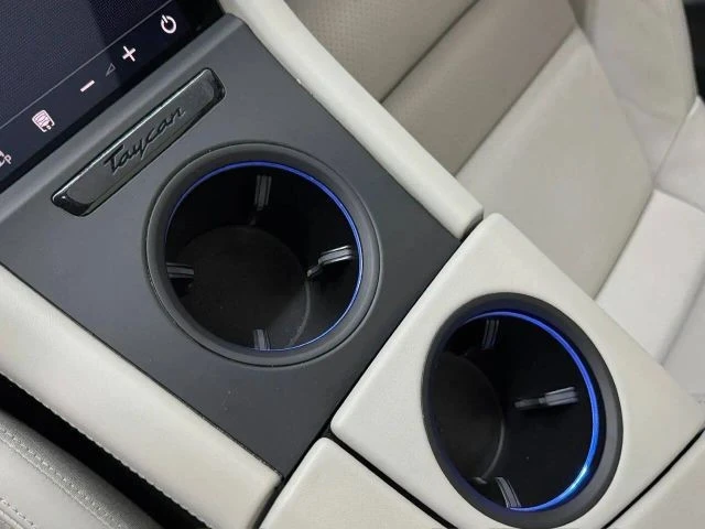 2024 Porsche Taycan GTS - Image 23 of 31