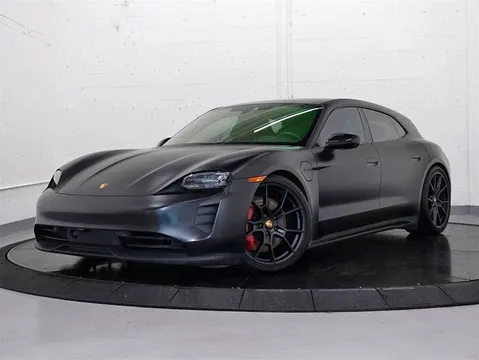 2024 Porsche Taycan GTS Sport Turismo