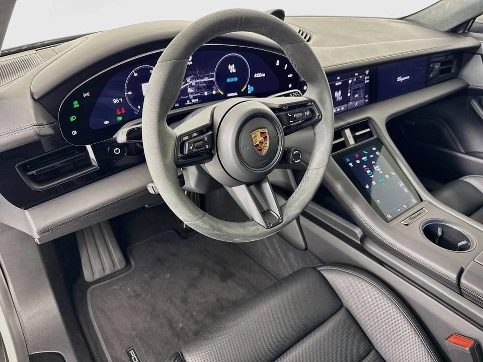 2024 Porsche Taycan Cross Turismo - Image 4 of 4