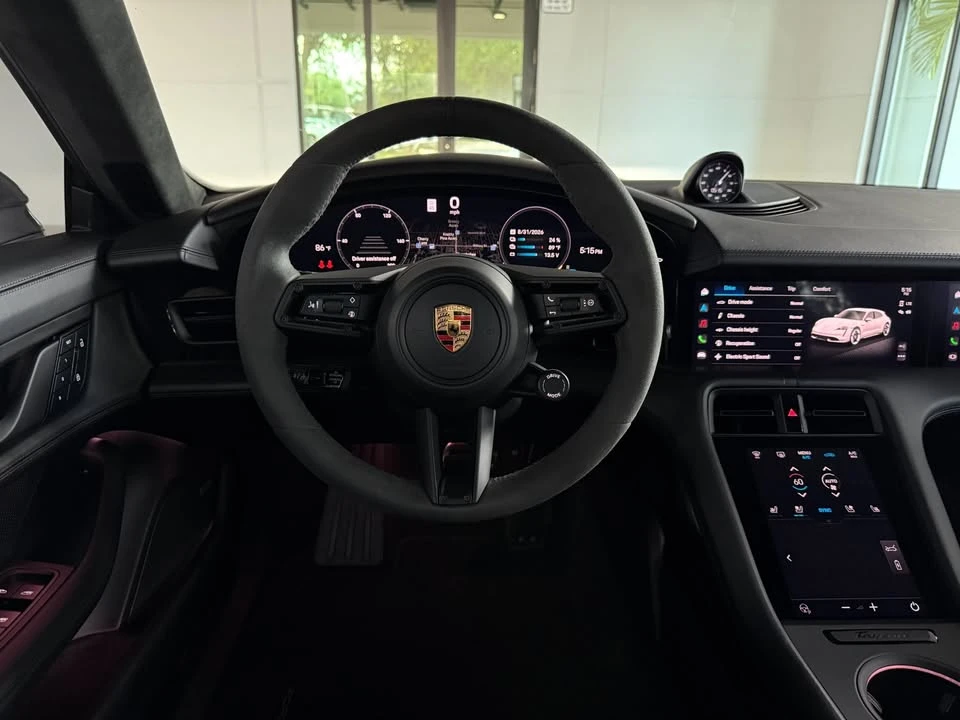 2024 Porsche Taycan GTS - Image 15 of 20