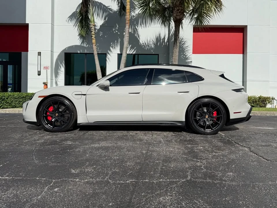 2024 Porsche Taycan GTS - Image 7 of 20