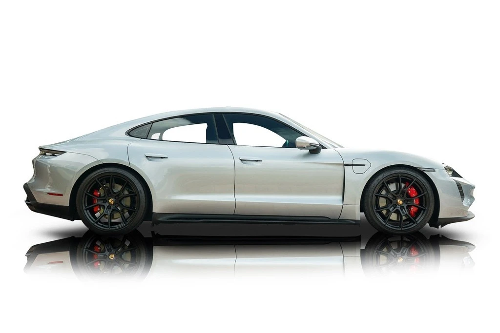 2024 Porsche Taycan GTS - Image 2 of 12