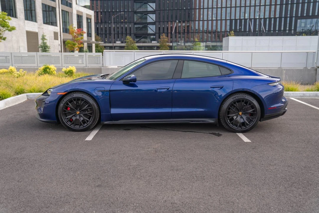 2024 Porsche Taycan GTS - Image 2 of 4