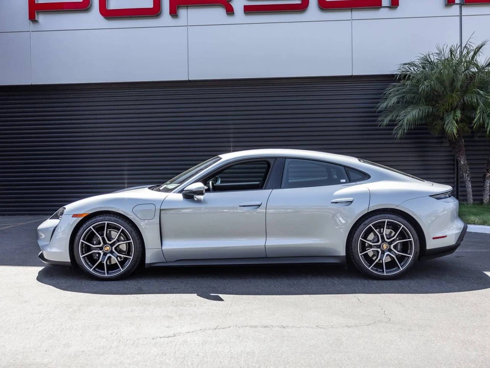 2024 Porsche Taycan - Image 2 of 5
