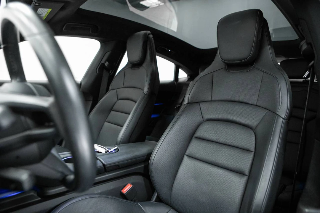 2024 Porsche Taycan - Image 5 of 5