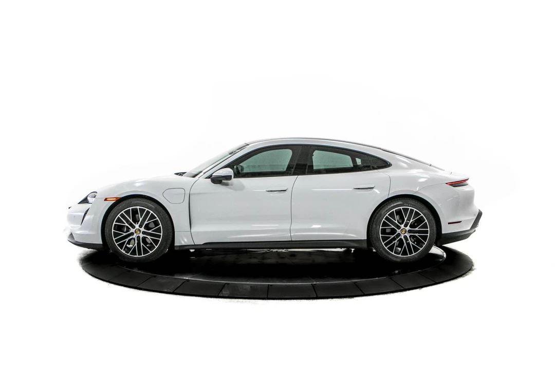 2024 Porsche Taycan - Image 2 of 5