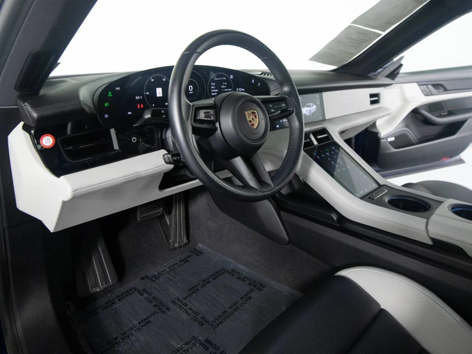 2024 Porsche Taycan - Image 4 of 5