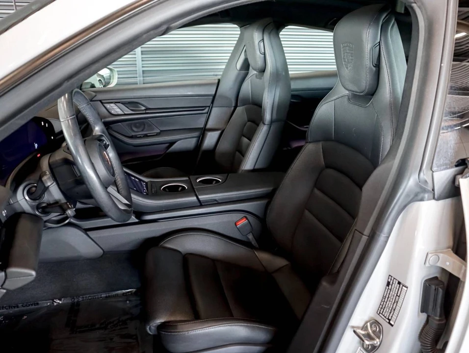 2024 Porsche Taycan - Image 5 of 5